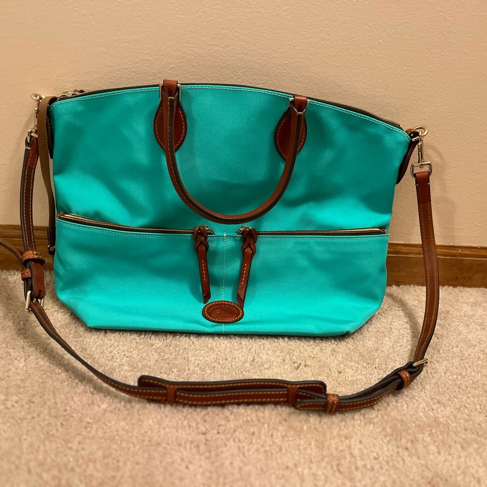Dooney & Bourke crossbody tote